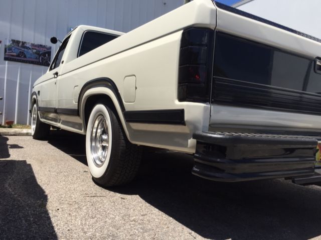 1986 F150 XLT OLD SCHOOL HOT ROD LOOK, LOWERED, ROCKET, WHITEWALLS, EFI